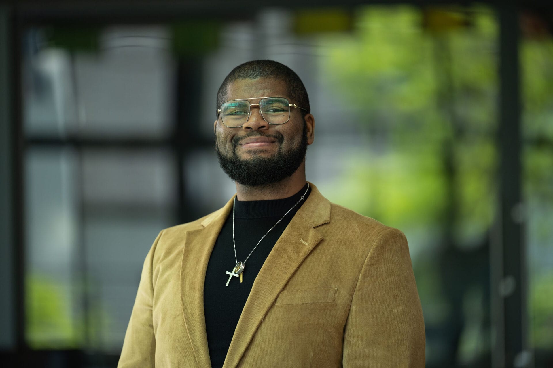 Employee_Portraits_05_15_2025_122-1